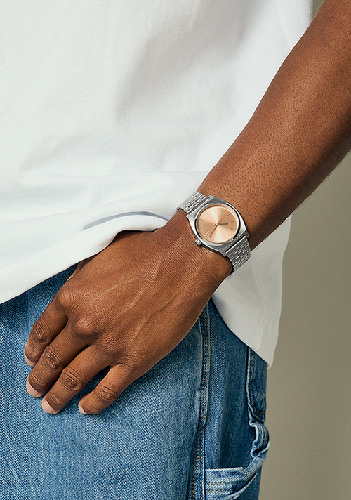 Time Teller - Silver / Coral