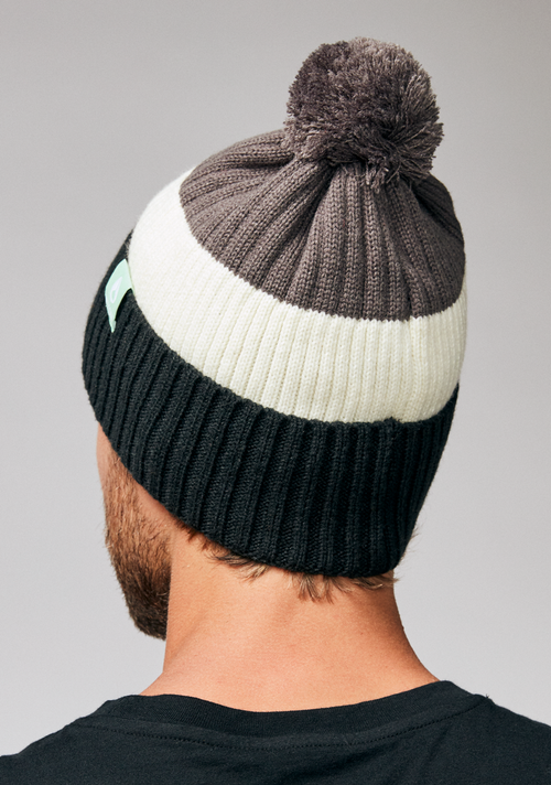 Schrader Pom Beanie - Gray / Black