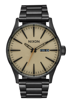 Sentry Dial - Black Matte / Gold
